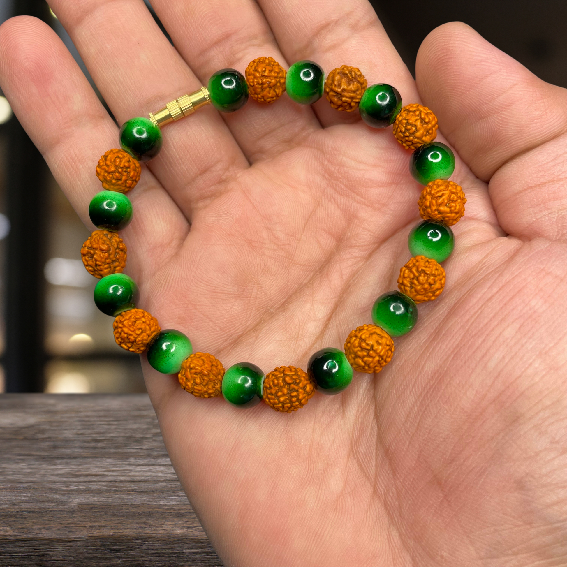 RUDRAKSHA BEEDS WITH GREEN CRISTAL FOR WOMEN